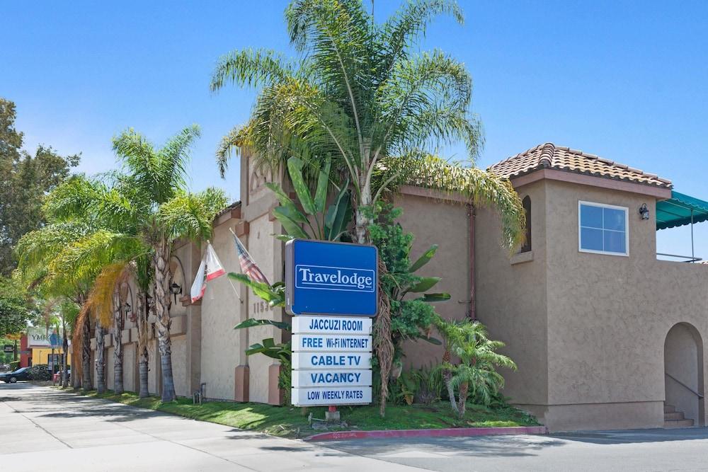 Travelodge By Wyndham Whittier Exterior foto